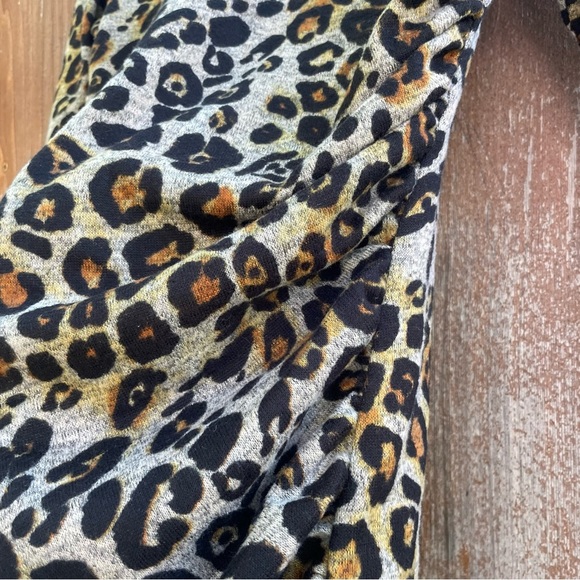 JUN & IVY Women’s Leopard Print Bodycon Long Sleeve Mini Dress Size Medium - Picture 5 of 13